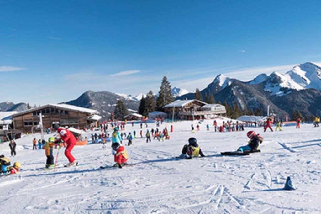 L'Enchalpe, Grand Et Lumineux Studio Avec Coin Montagne 5 Personnes, 60M Des Pistes, Piscine Couverte, Wifi, Grand Balcon Expo Est, Draps Non Compris Saint-Jean-d'Aulps Luaran gambar